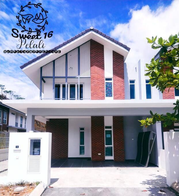 Sweet 16 Pelali Homestay Pengerang Exterior photo